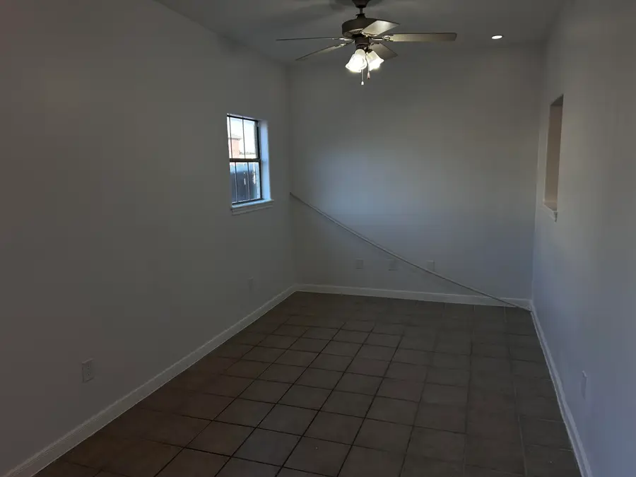 2445 Monarch Dr, Laredo, TX 78045-4265 - #3