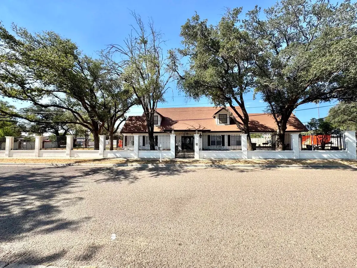 1014 Chacon St, Laredo, TX 78040 - #1