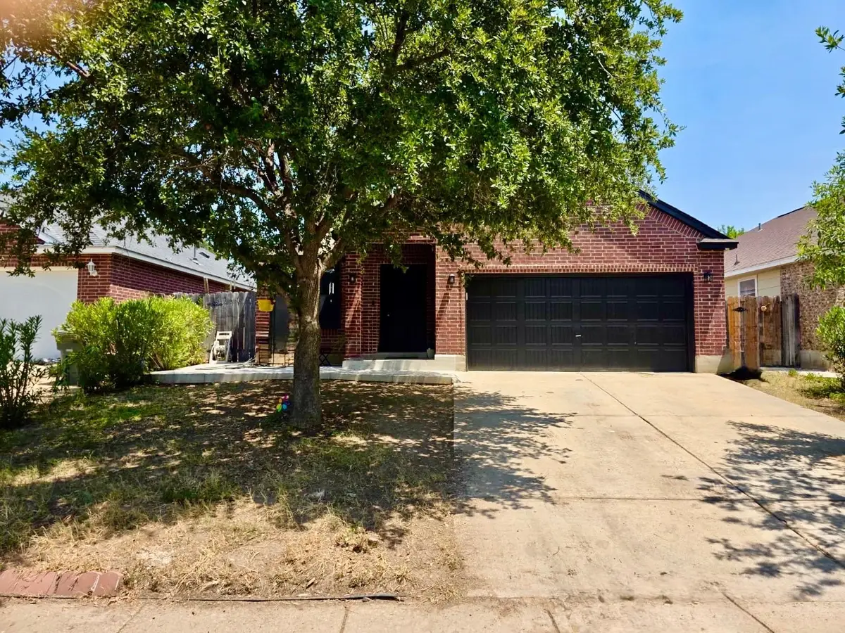 11147 Salado Dr, Laredo, TX 78045-7375 - #1