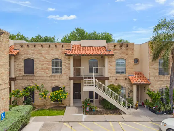 1401 Gustavus St, Laredo, TX 78040