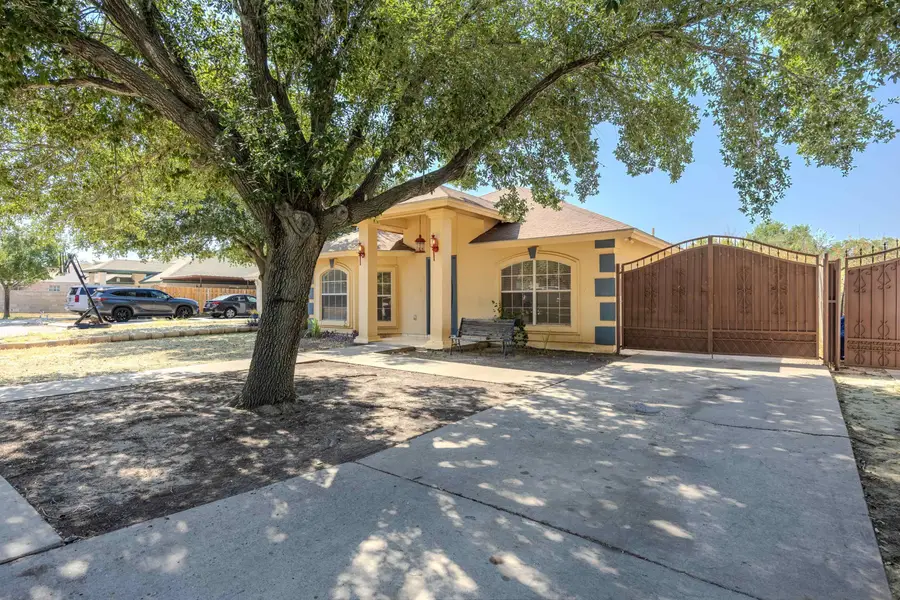 307 Hancock Ct, Laredo, TX 78046 - #3