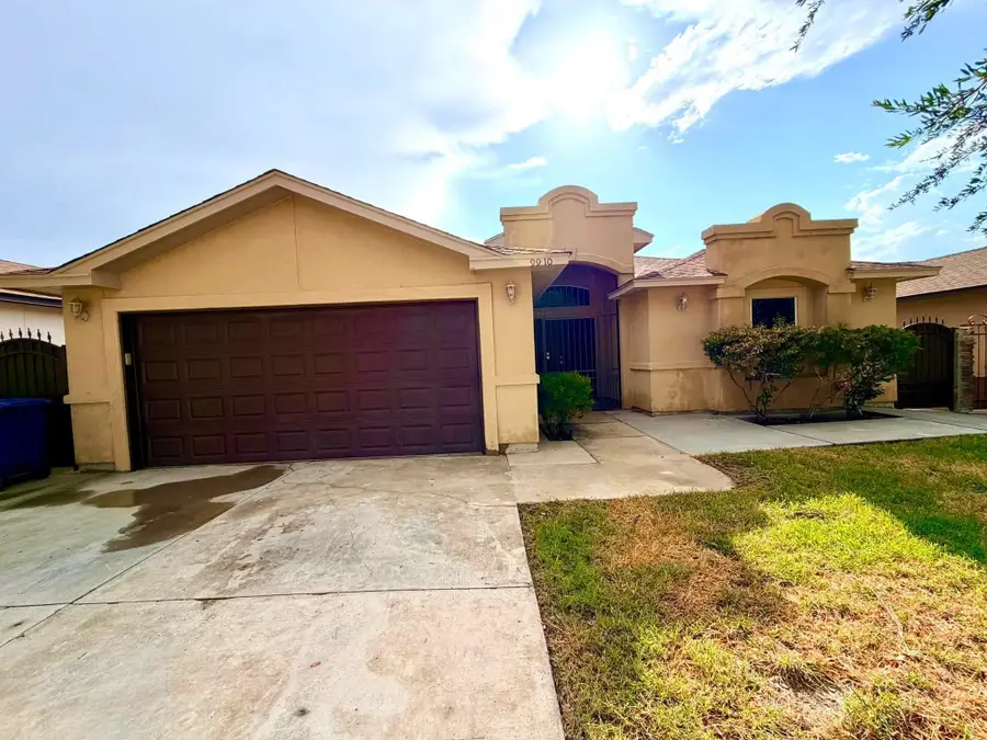 9910 Natalia Dr, Laredo, TX 78045 - #2