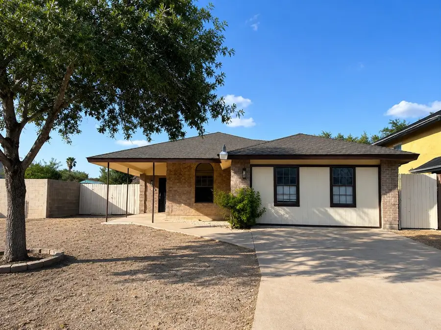 8704 Puerto Alegre, Laredo, TX 78045 - #2