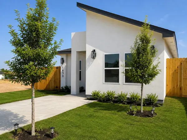 1630 Secretaria Ln., Laredo, TX 78041