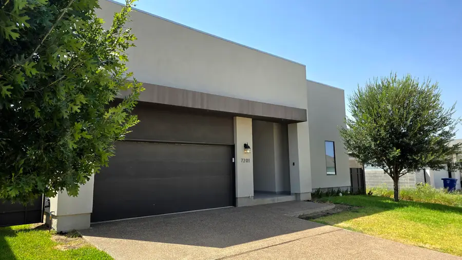7201 Sylvia Plath Dr, Laredo, TX 78041 - #2