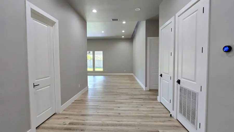 7201 Sylvia Plath Dr, Laredo, TX 78041 - #3