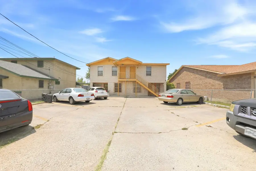 4620 Mims Ave, Laredo, TX 78041 - #3