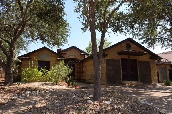 1909 Orange Blossom Lp, LAREDO, TX 78045