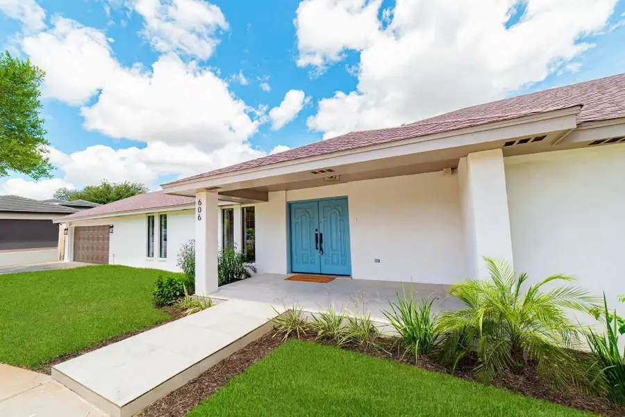 606 Merlin Rd, Laredo, TX 78041 - #2