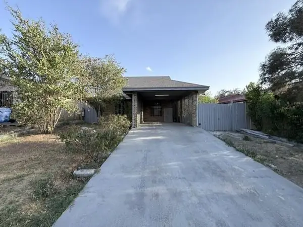 1423 Agave Dr, Laredo, TX 78041