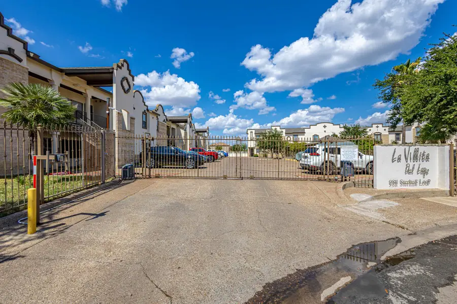 9811 Sterling St., Laredo, TX 78045 - #2