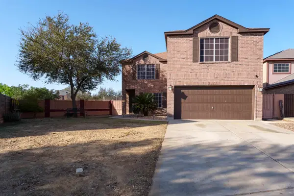 2122 Mallorca Dr, LAREDO, TX 78046