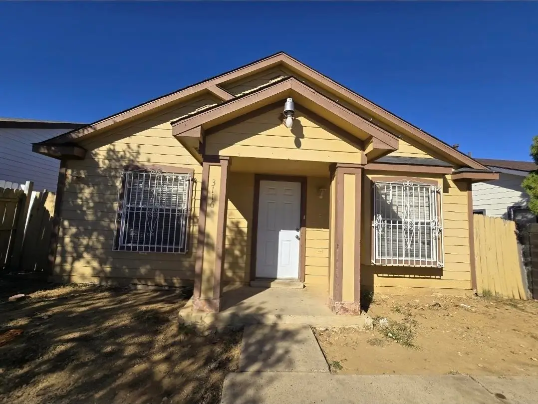 3116 Amazon Ct, Laredo, TX 78046 - #1