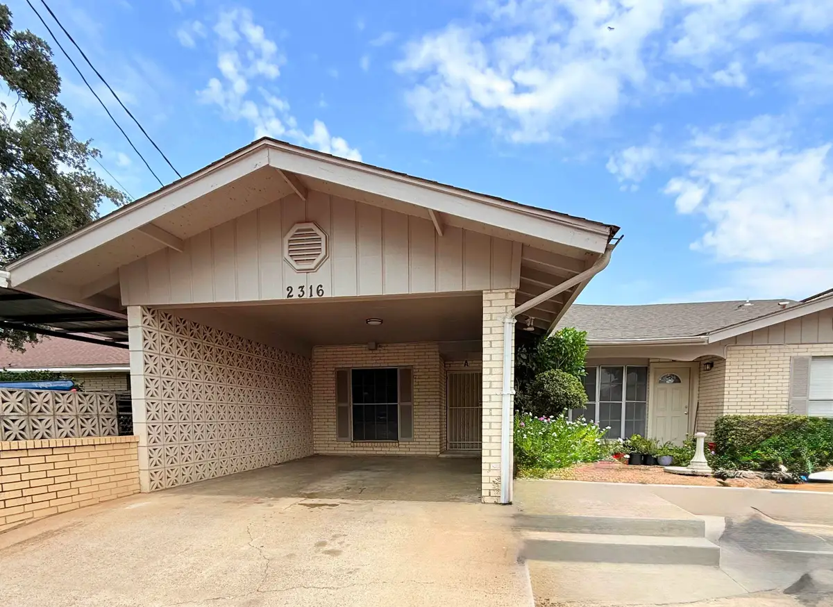 2316 E Plum St, Laredo, TX 78043 - #1