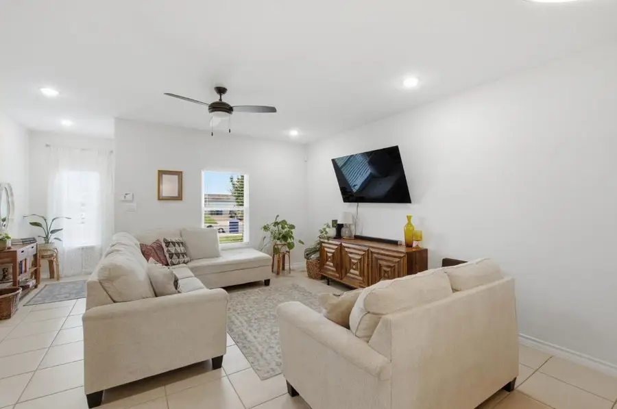 5405 Travesia Ct., Laredo, TX 78046-45 - #3