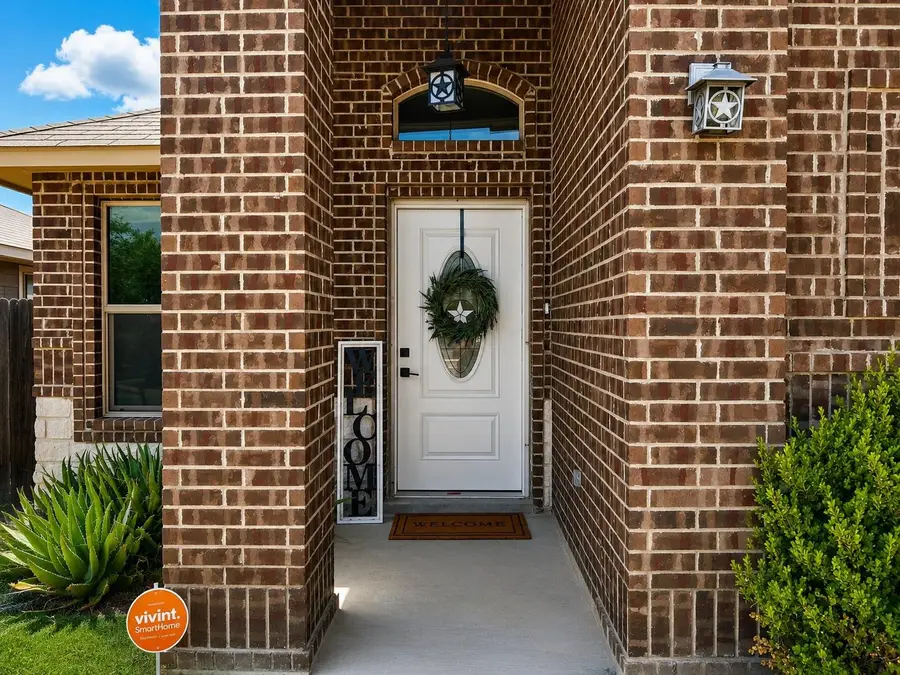 4402 Peacock St., Laredo, TX 78045 - #2