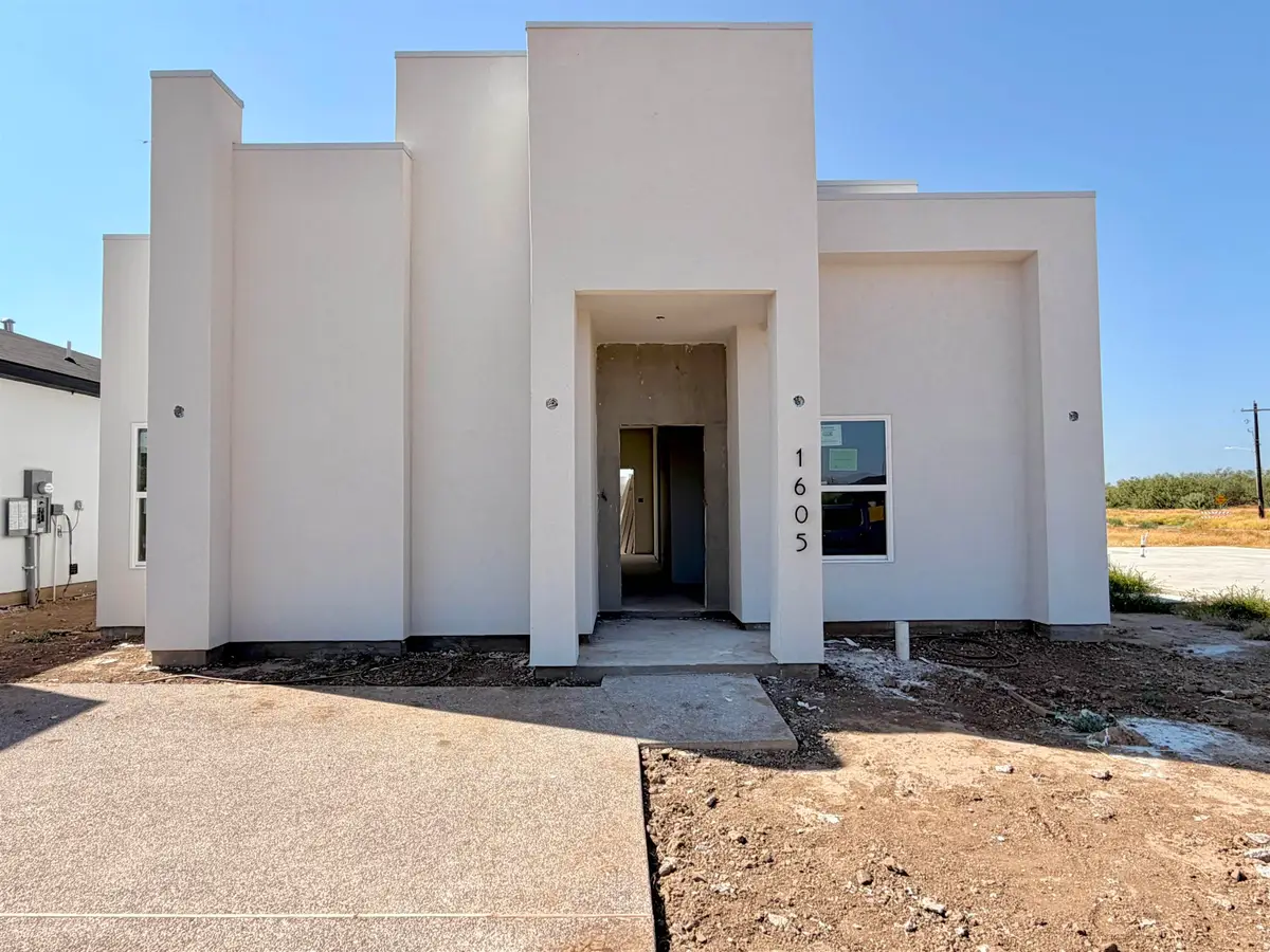 1605 Secretaria Ln., Laredo, TX 78046 - #1