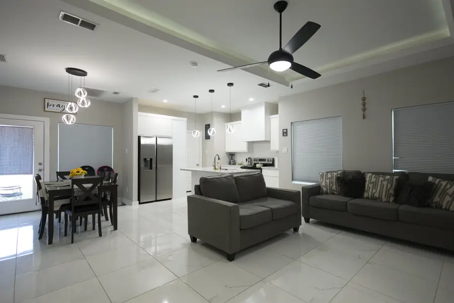 5427 Granja Dr., Laredo, TX 78046 - #2