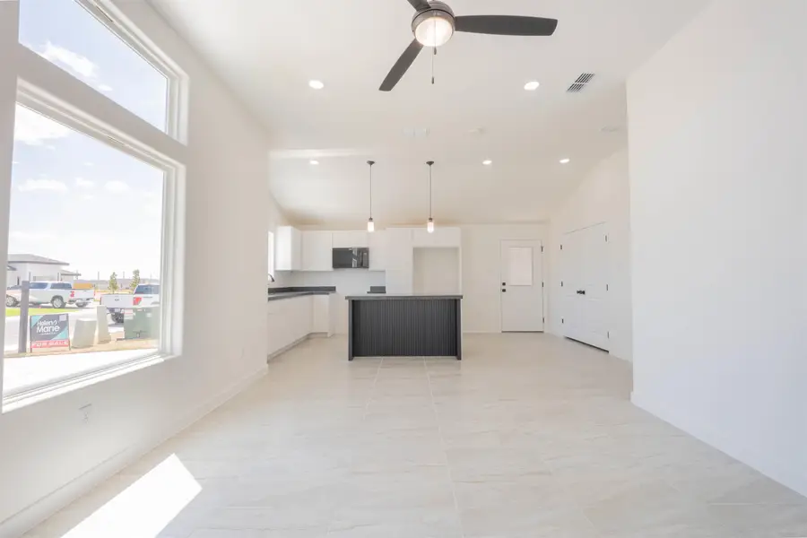 1634 Secretaria Ln., Laredo, TX 78041 - #3