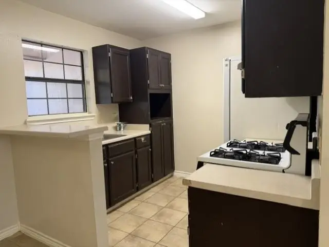 805 Prancer Rd, Laredo, TX 78045 - #2