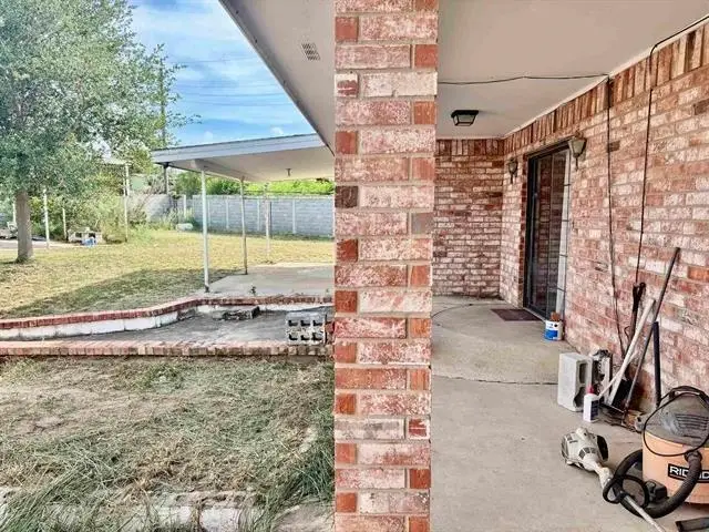 2061 Retama Dr, Zapata, TX 78076 - #2