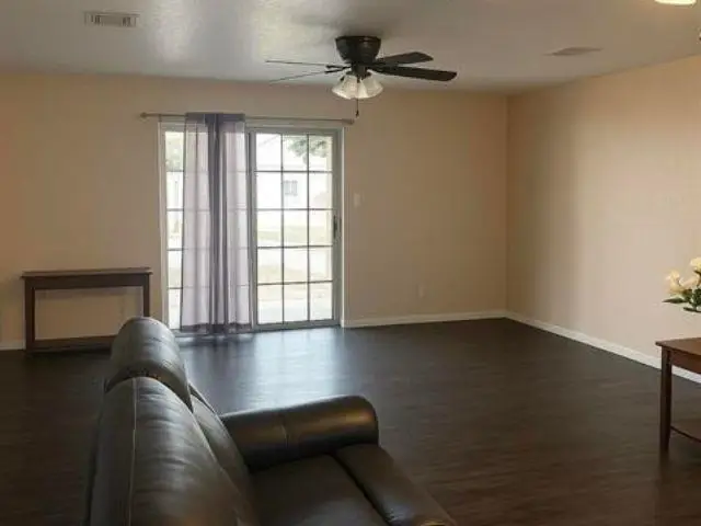 2061 Retama Dr, Zapata, TX 78076 - #3