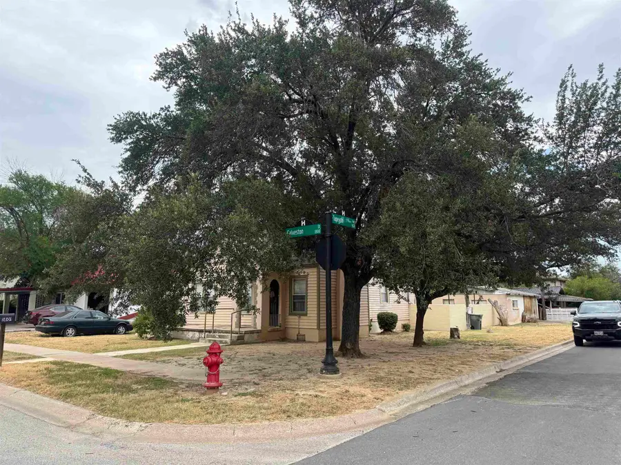 1801 Galveston St, Laredo, TX 78043-2906 - #2