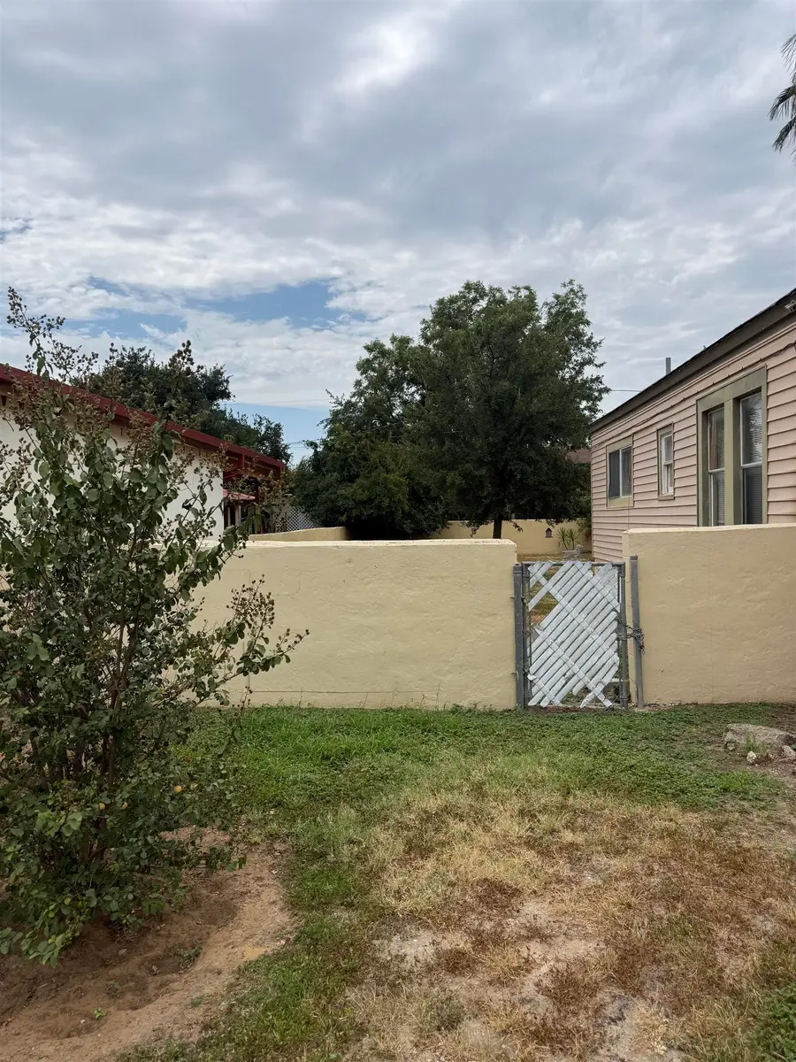 1801 Galveston St, Laredo, TX 78043-2906 - #3