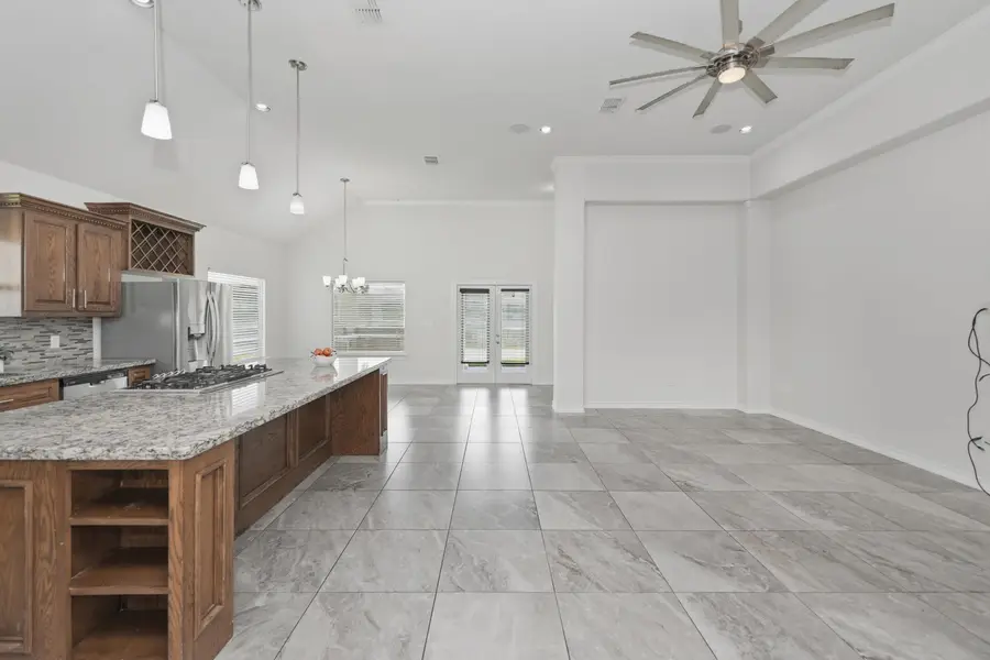 7225 Sylvia Plath Dr, Laredo, TX 78045 - #2