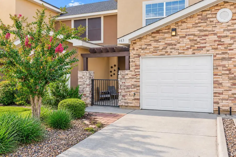 2619 San Isidro Pkwy, Laredo, TX 48045 - #2