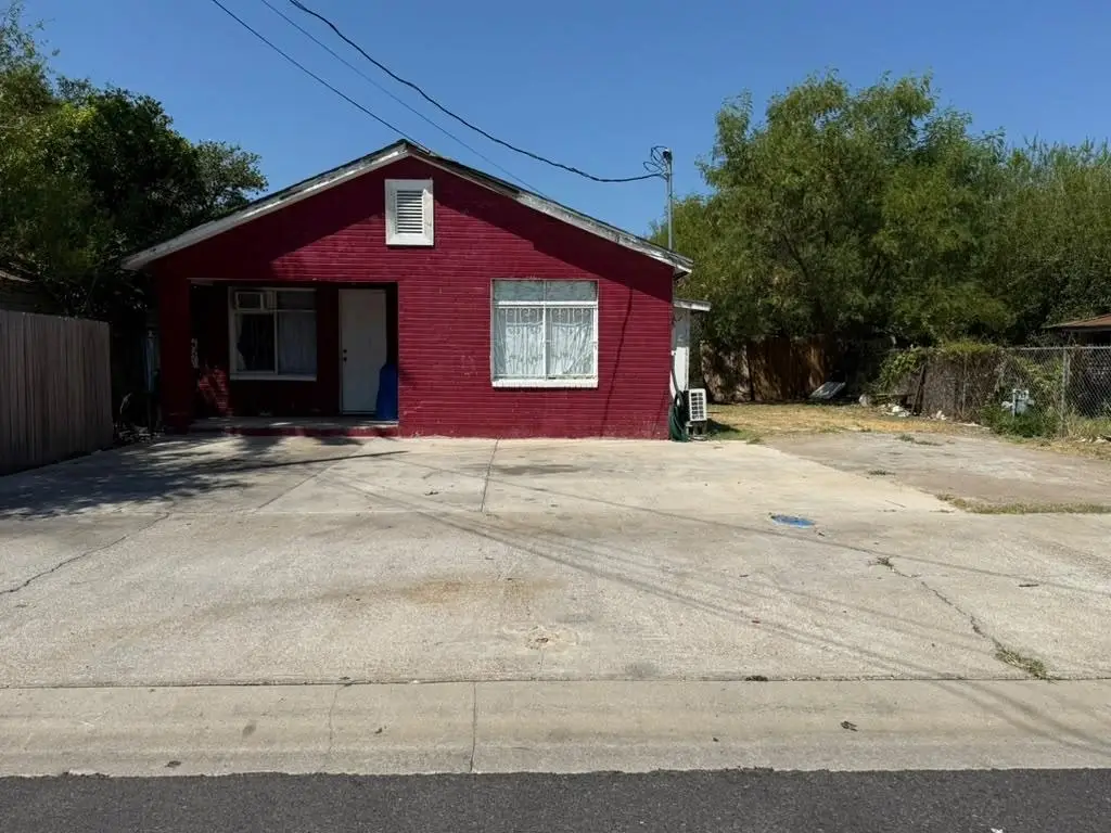 3504 Flores Ave, Laredo, TX 78041 - #1