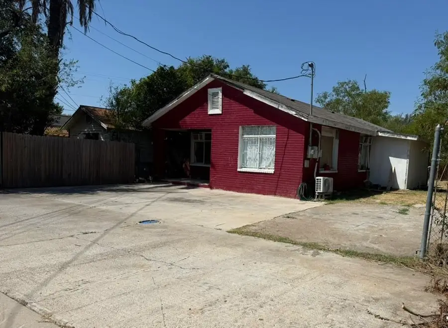 3504 Flores Ave, Laredo, TX 78041 - #3