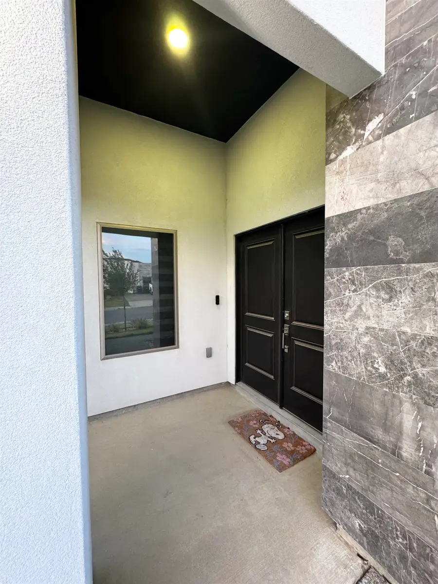 1616 Fresnillo Dr., Laredo, TX 78046-0000 - #3