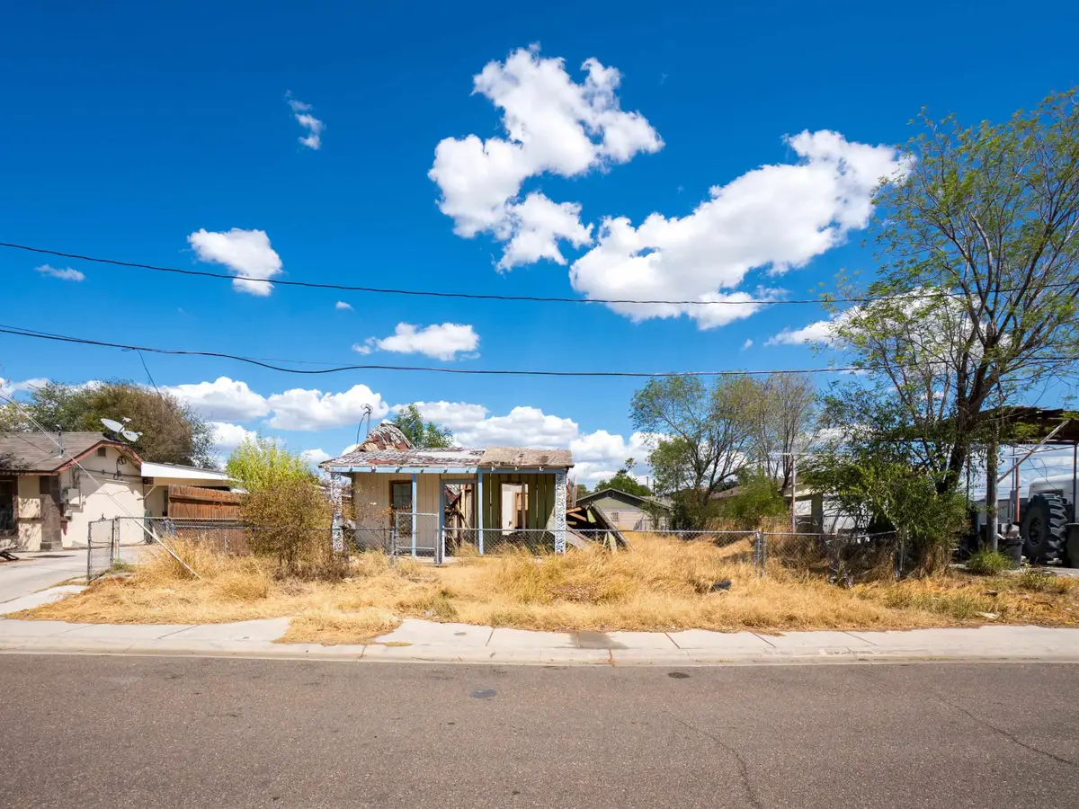 2505 Salinas Ave, Laredo, TX 78041 - #1