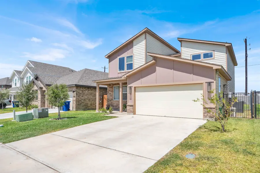 1806 Sambar Lp, Laredo, TX 78045 - #2
