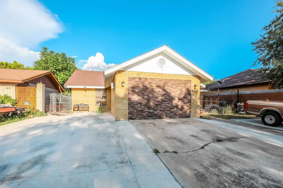 3317 W Fiesta Lp, Laredo, TX 78043 - #3