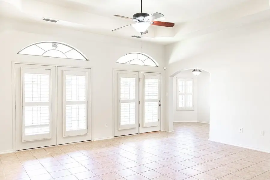 10529 Bear Creek Dr, Laredo, TX 78045 - #3