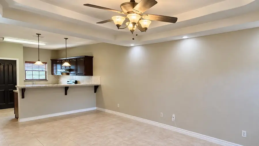 9811 Sterling Lp, Laredo, TX 78045 - #3