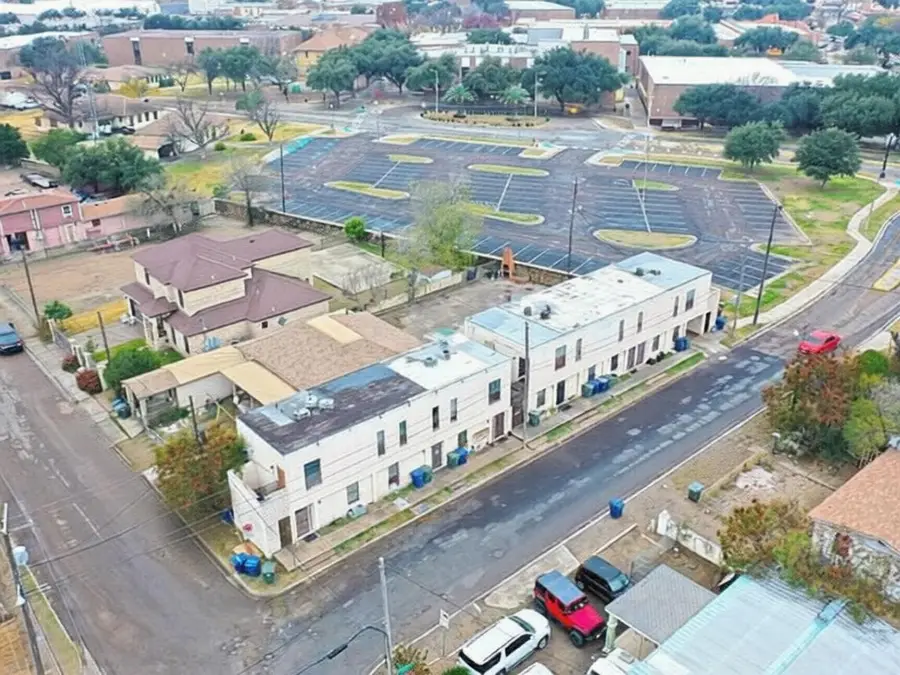 920 San Ygnacio Ave., Laredo, TX 78040 - #2