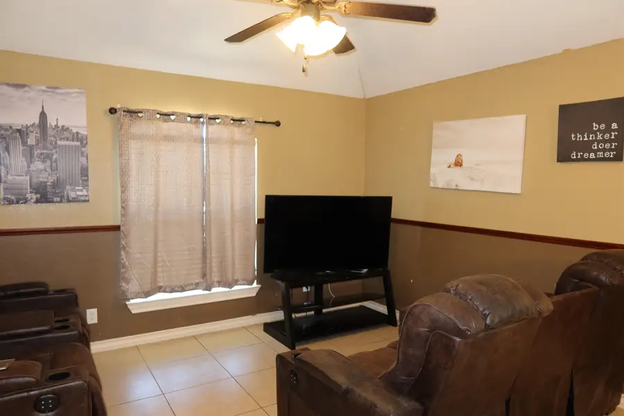 6408 Candela Dr, Laredo, TX 78043 - #3