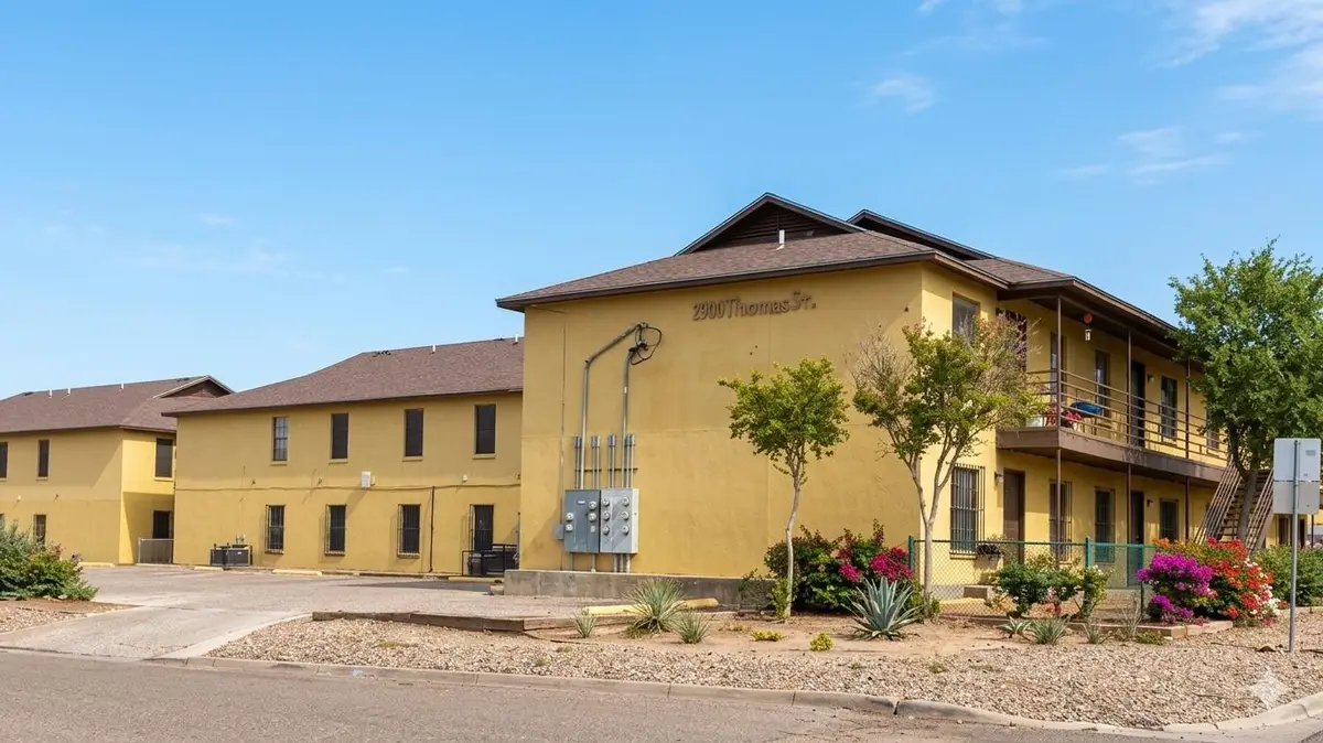 2901 Thurman St, Laredo, TX 78046 - #1
