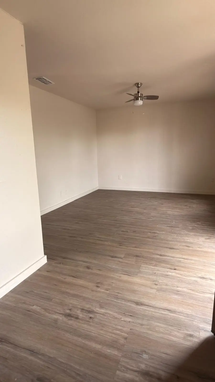 2901 Thurman St, Laredo, TX 78046 - #3