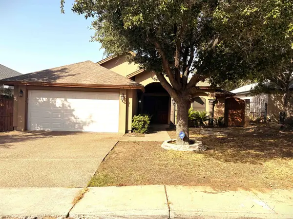 116 Knoll Ave, Laredo, TX 78045