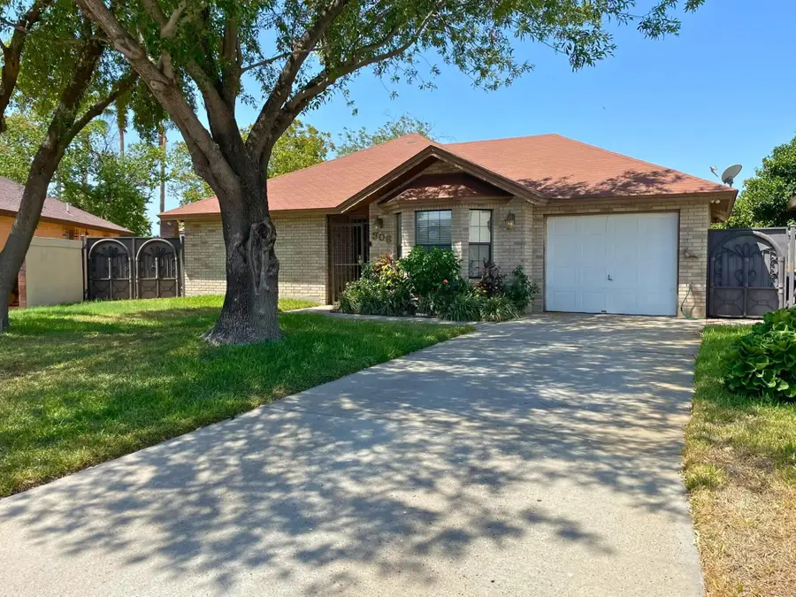 306 Potranca Ct, Laredo, TX 78045 - #2