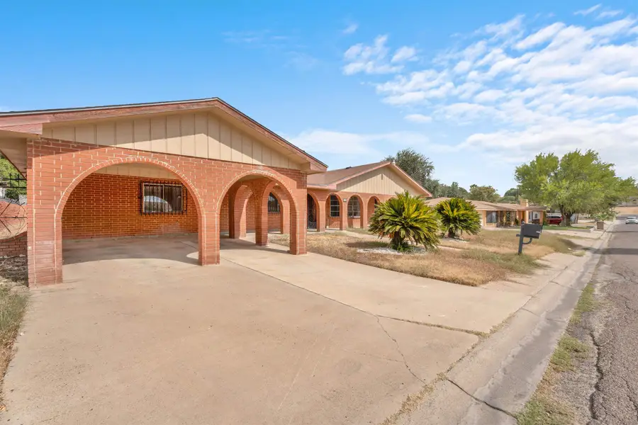 216 Century Blvd, Laredo, TX 78046 - #2