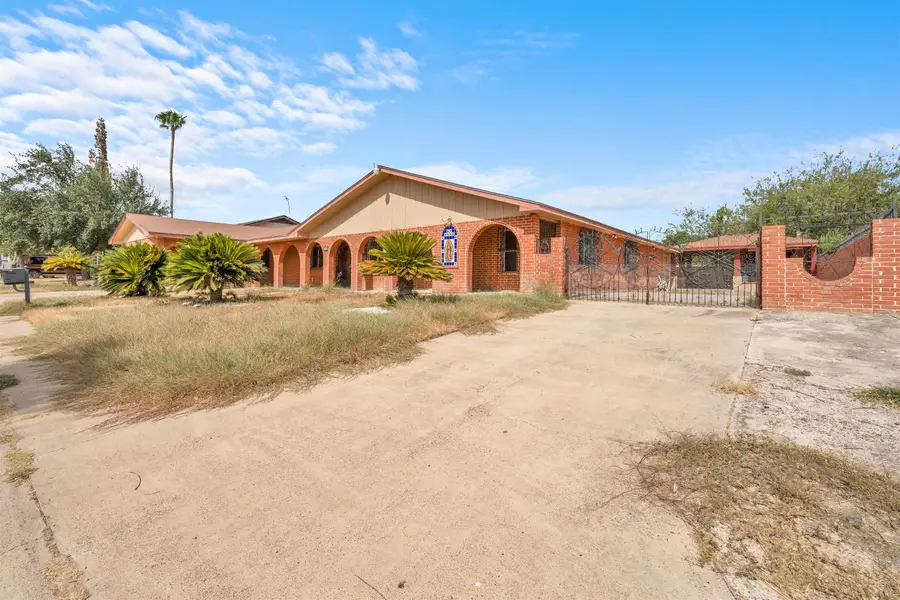 216 Century Blvd, Laredo, TX 78046 - #3