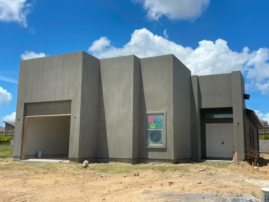 5414 Raven Dr., Laredo, TX 78046 - #2