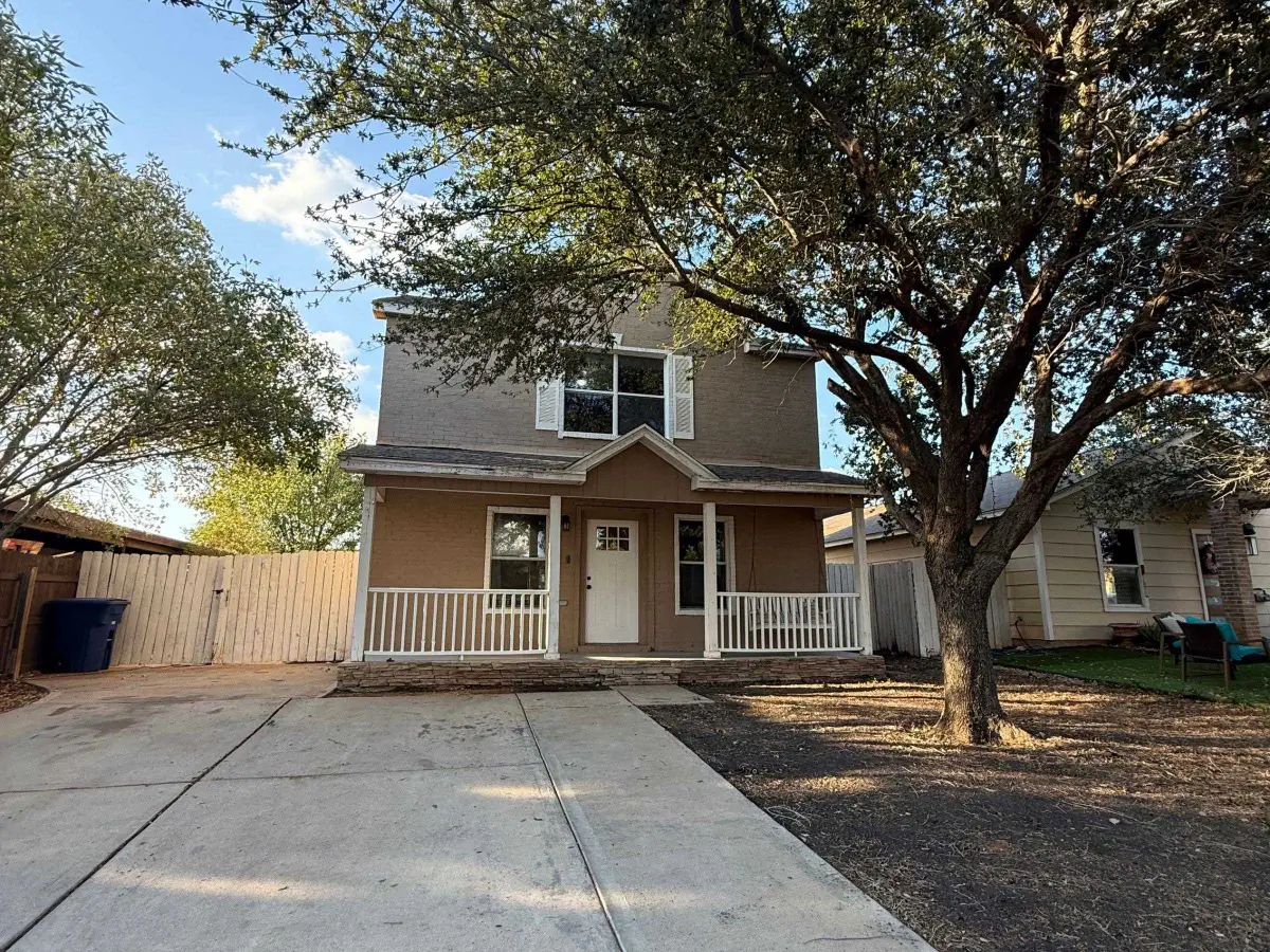 212 Lipan Dr, Laredo, TX 78045 - #1