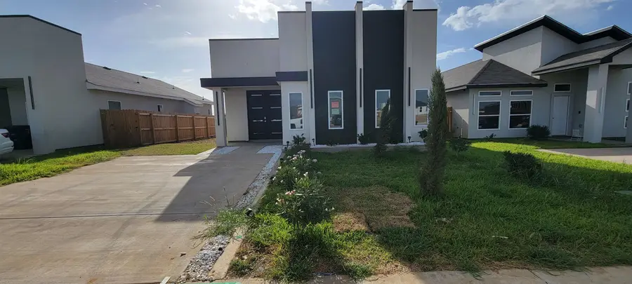 5066 Luna Grande Lp., Laredo, TX 78046 - #2