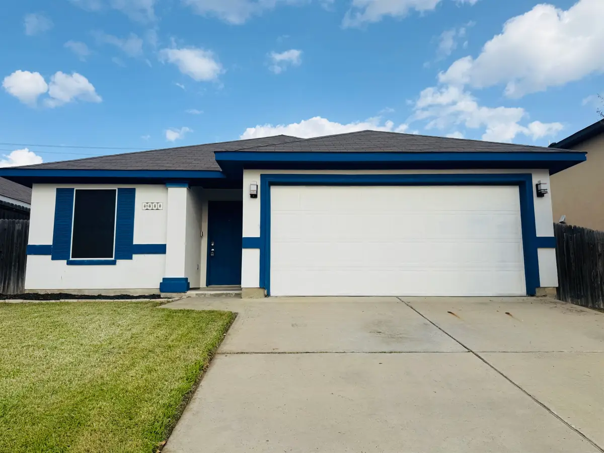 811 Bartolome Ln, Laredo, TX 78046 - #1